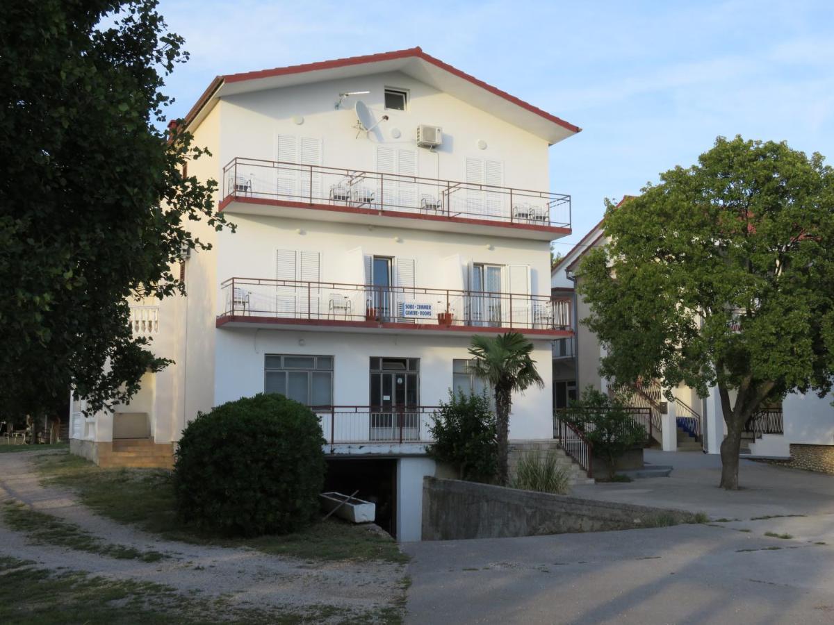 Apartmani Mm Starigrad Paklenica Εξωτερικό φωτογραφία
