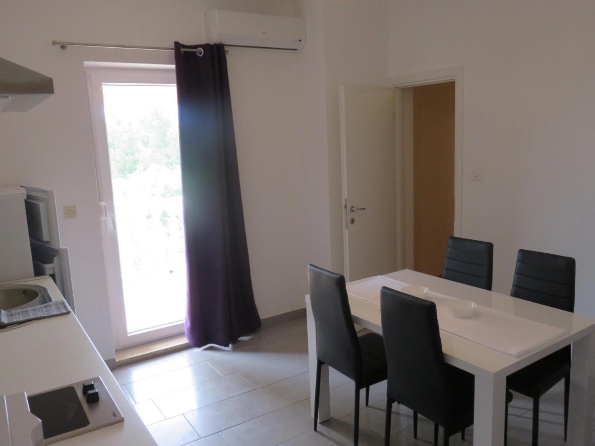 Apartmani Mm Starigrad Paklenica Εξωτερικό φωτογραφία