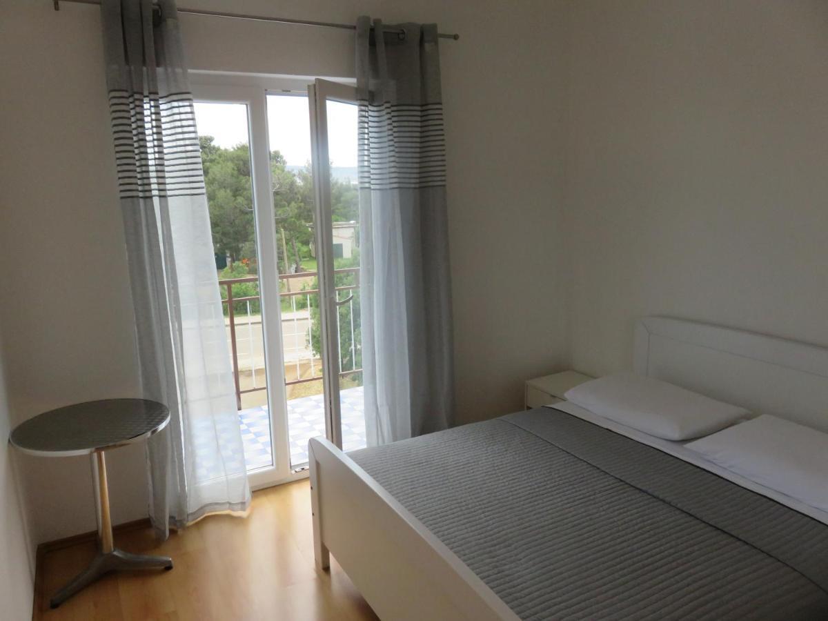 Apartmani Mm Starigrad Paklenica Εξωτερικό φωτογραφία