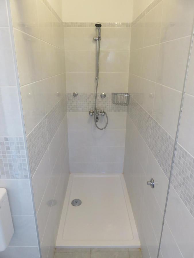 Apartmani Mm Starigrad Paklenica Εξωτερικό φωτογραφία