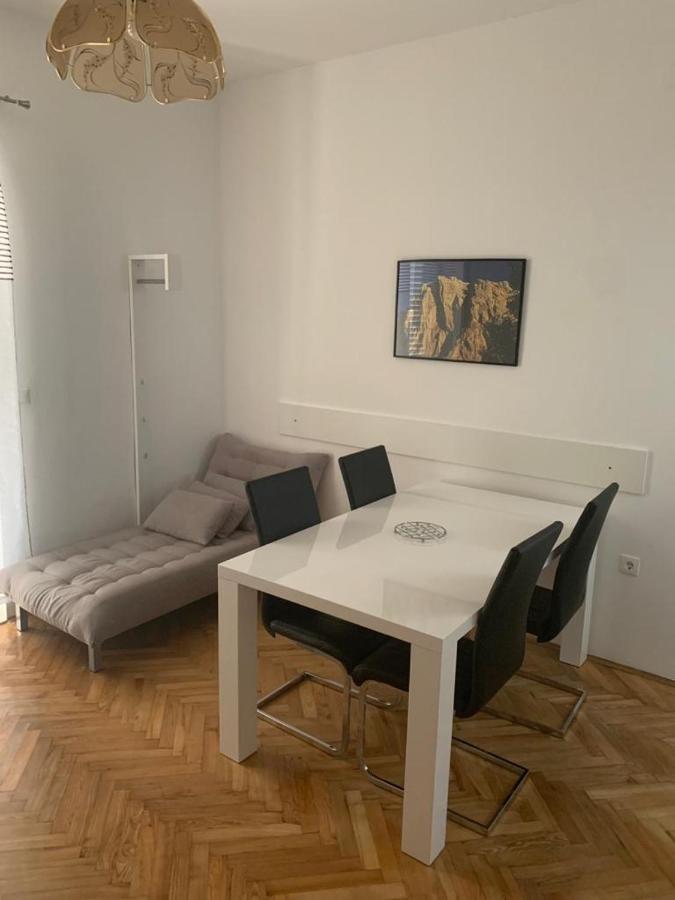 Apartmani Mm Starigrad Paklenica Εξωτερικό φωτογραφία