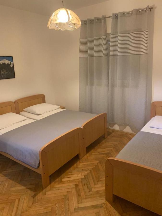 Apartmani Mm Starigrad Paklenica Εξωτερικό φωτογραφία